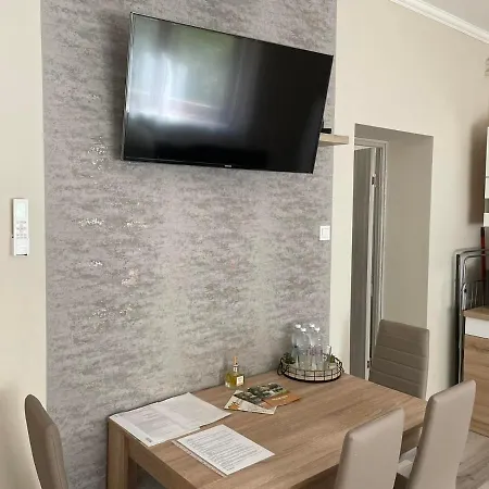 Tulipan Apartman Mako Exterior photo