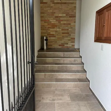 Tulipan Apartman Mako Exterior photo