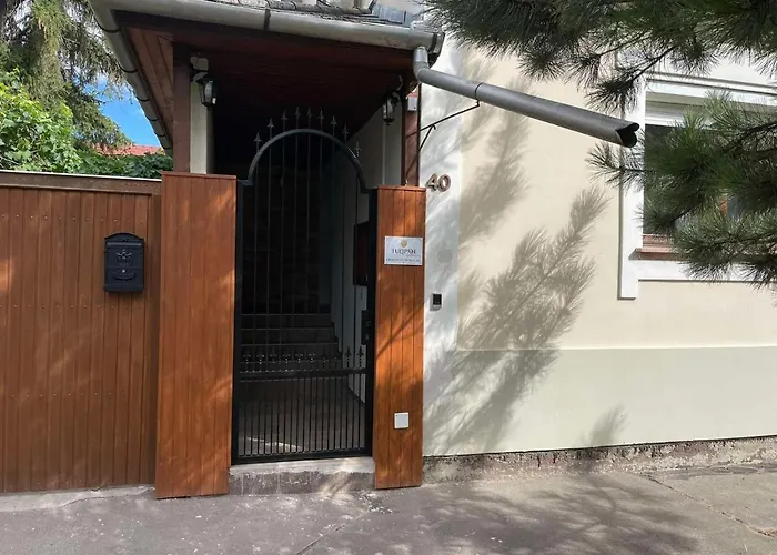Tulipan Apartman